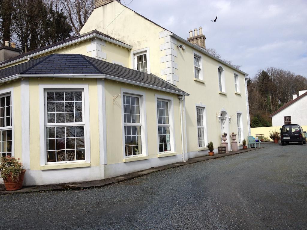 Admiralty House Panzió Moville Kültér fotó